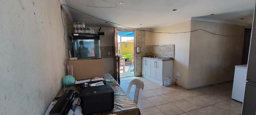 5 Bedroom Property for Sale in Bay View Western Cape